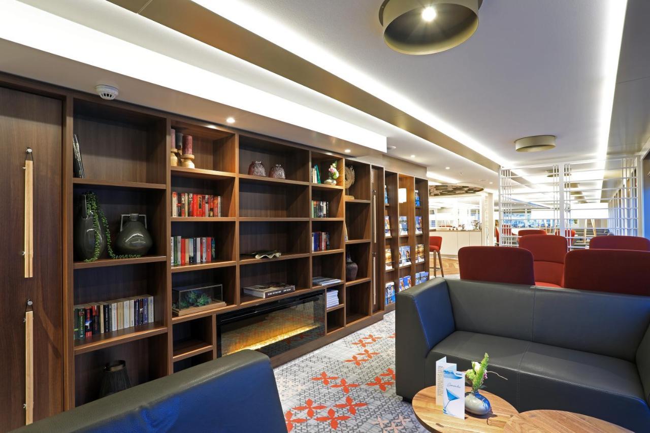 Botel Fairtours Hotelschiff Antonia***** *
