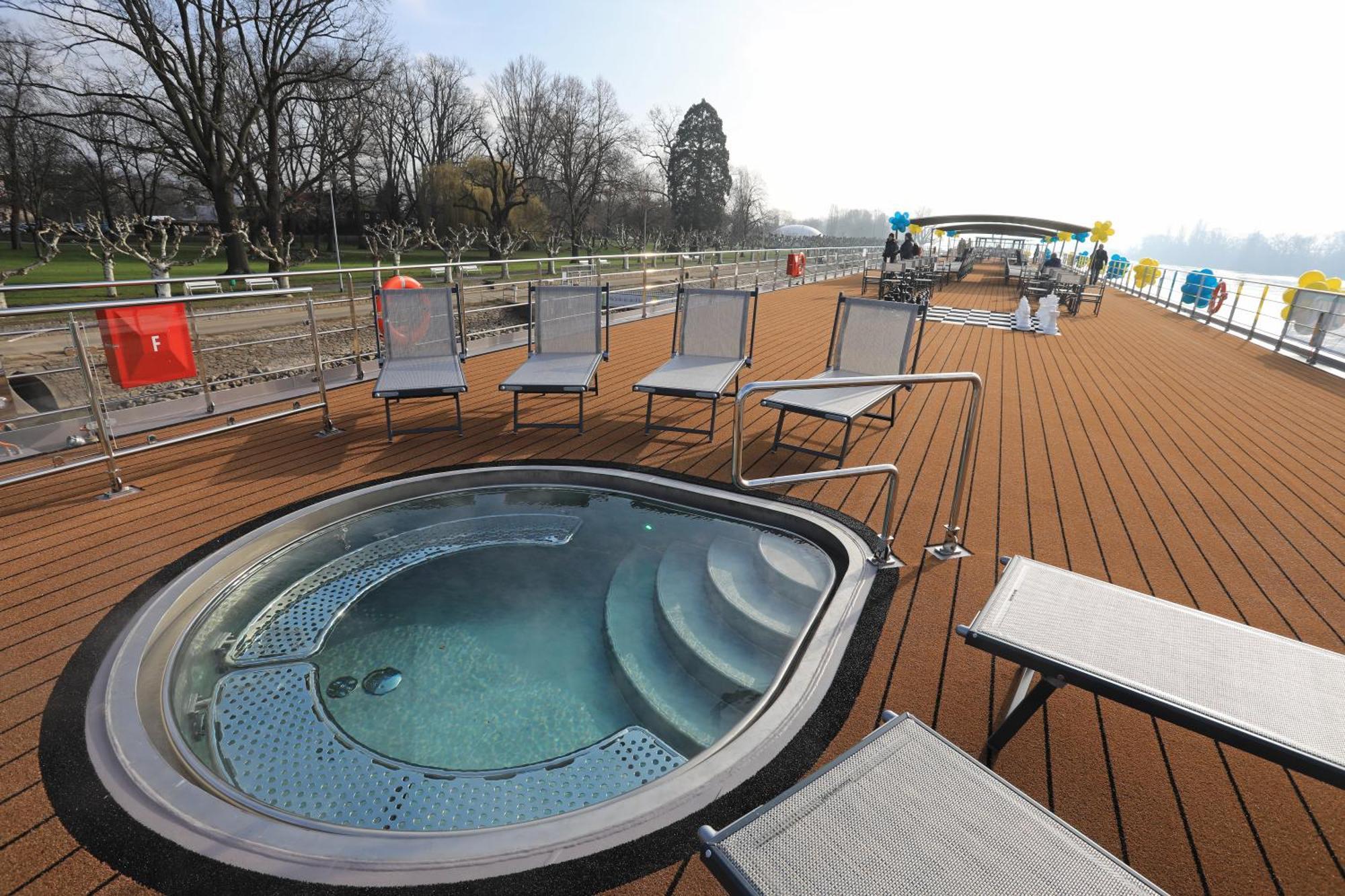 Fairtours Hotelschiff Antonia*****
