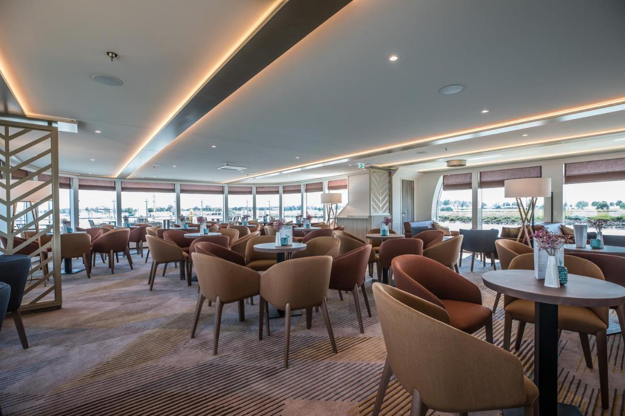 Fairtours Hotelschiff Antonia***** Köln